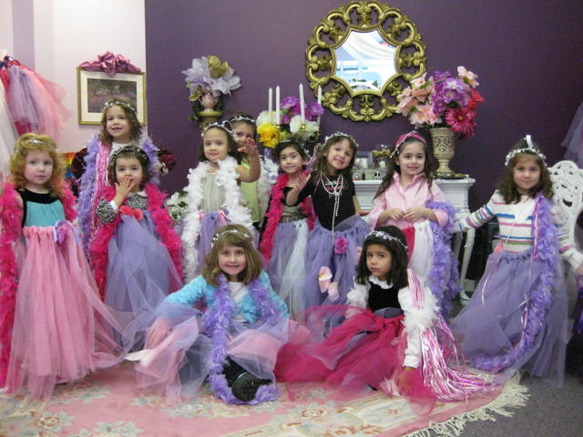 Taylar's Princess Party 2008