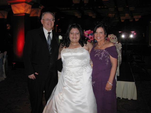 Linda with Mom and Dad