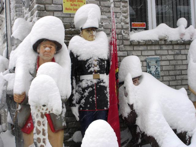 KIds visit snowstorsm Feb 26 2010 012