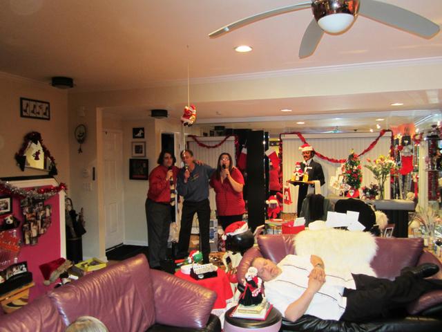 Christmas Eve 2011 067