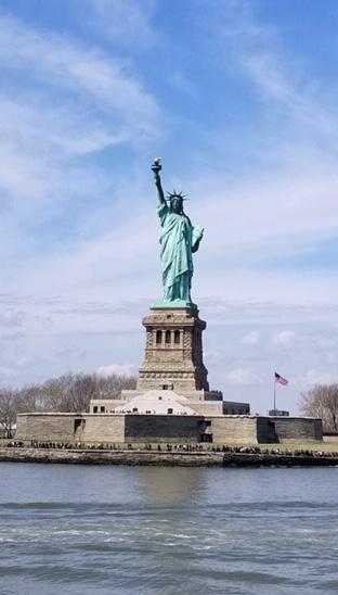 STATUE OF LIBERTY